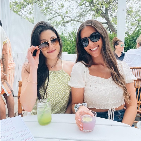 Meet your Posher, Alexa - Picture 7 of 8